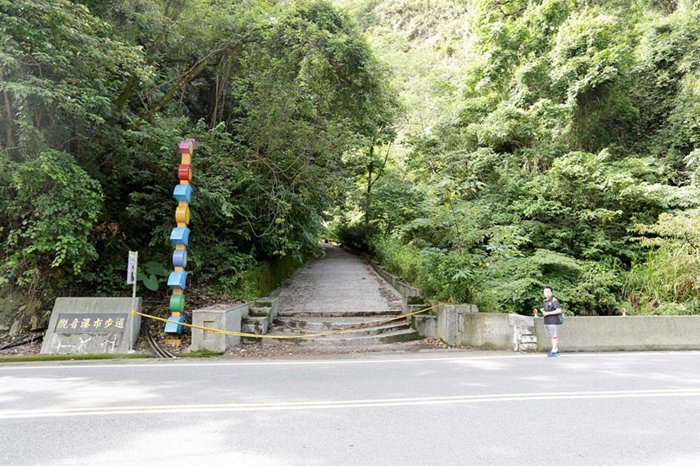 埔里溫泉飯店推薦 香亭飯店超大溫泉浴池 台14埔霧公路景點觀音瀑布旁