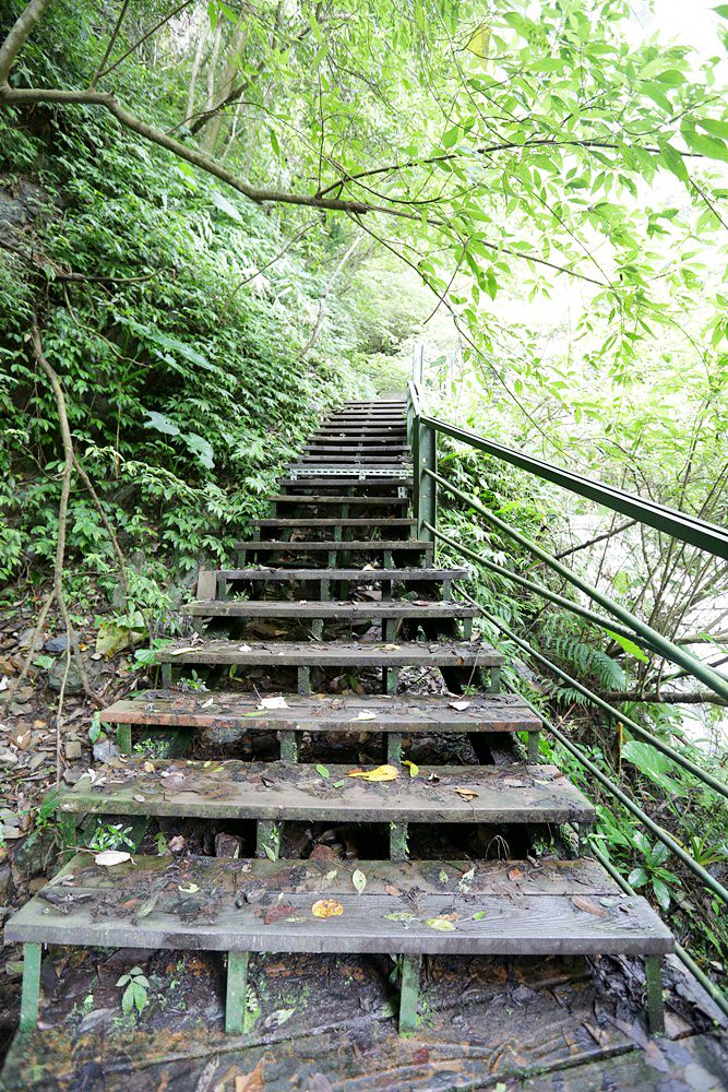 觀音瀑布 埔里推薦景點 離公路最近的瀑布 中部避暑景點