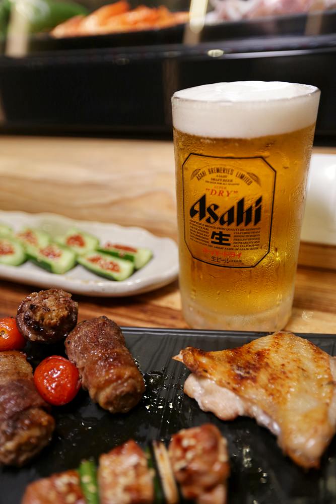 臧拙日式居酒屋 台中深夜食堂 生啤第二杯$99 店門口有停車位