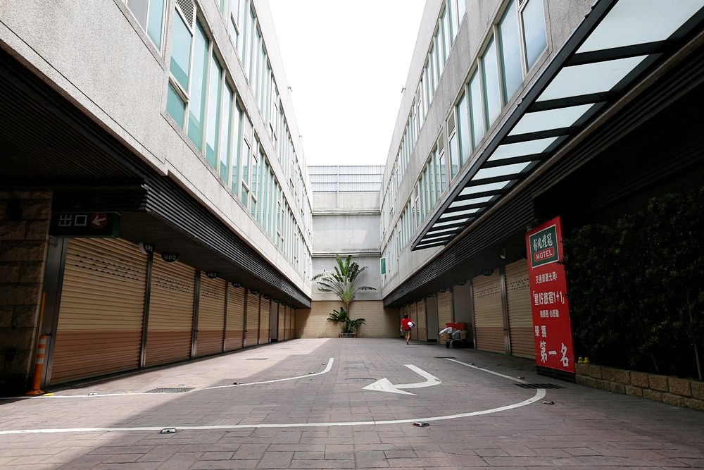 彰化汽車旅館推薦 彰化桂冠精品旅館 間間都有綠色植物 會呼吸的旅館 三星級最高認證