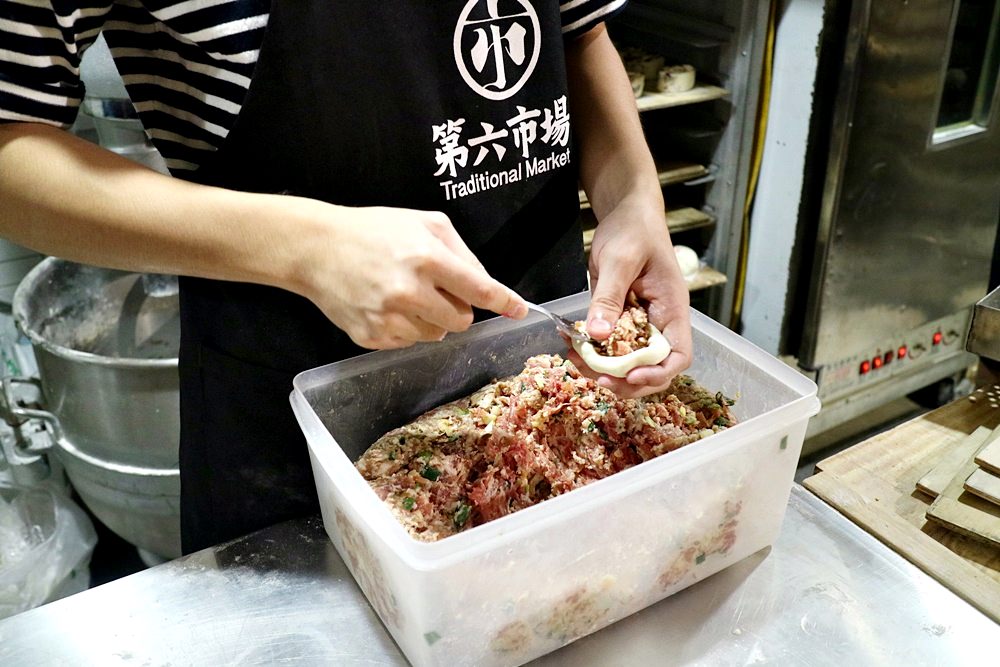 金典第六市場 有冷氣傳統菜市場 價格合理生鮮熟食素食 獨特蔬果代切服務料理更輕鬆