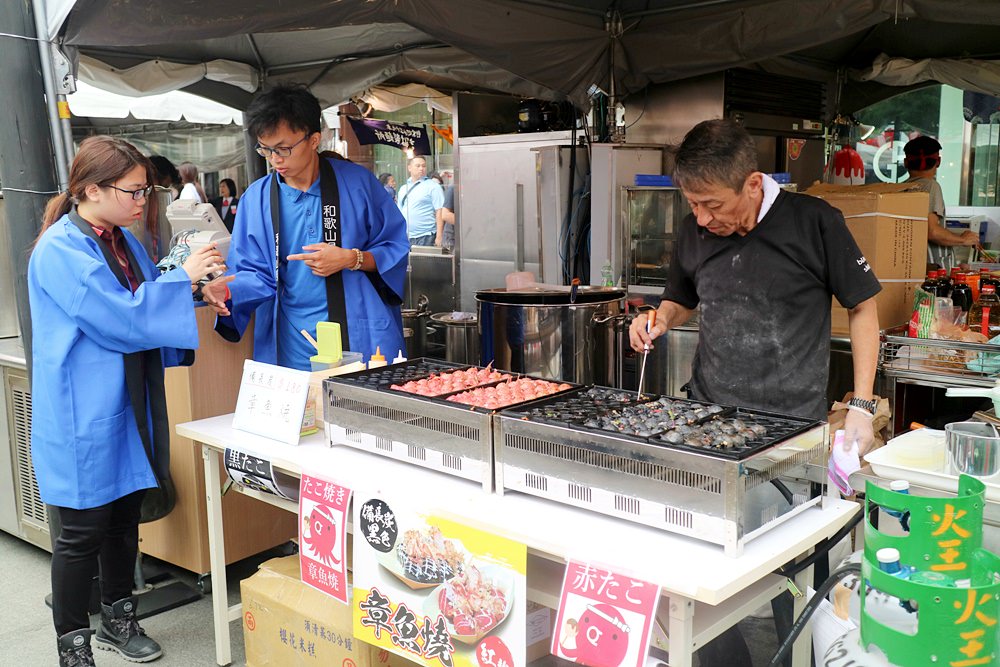 台中新光三越日本商品展 米其林拉麵必吃 拉麵炸物甜點酒類 超過100種泡麵 全館週年慶買5000送500中