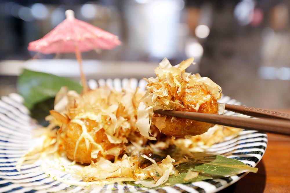 沙鹿美食 日出町丼飯拉麵 湯頭每日現熬 豪氣牛肉丼百元有找 福安黃昏市場停車方便