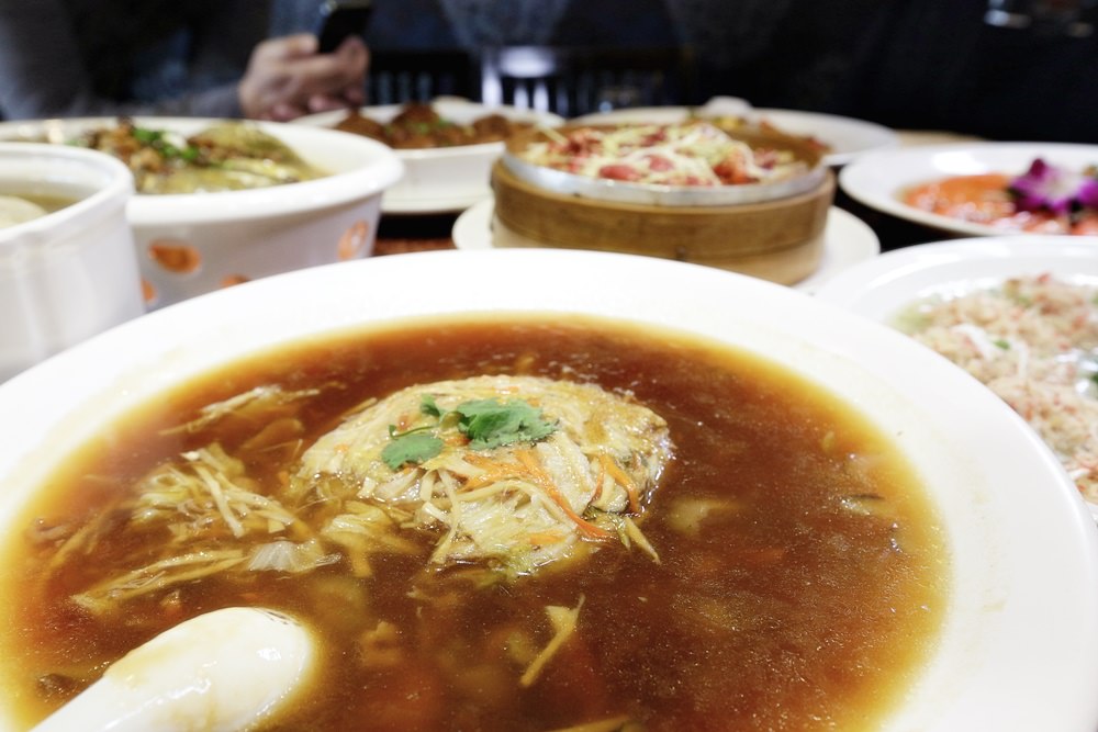 豐原景園活海鮮 國賓飯店師傅掌廚 老饕級美味小館子價格 熱年菜預訂再送香噴噴筍糕