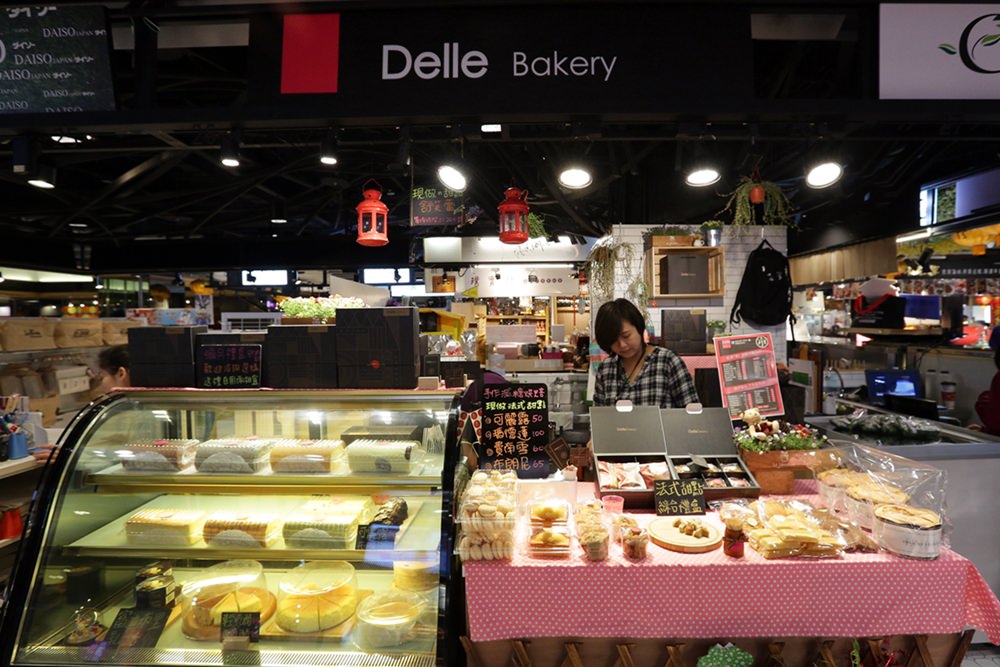 德麗烘焙 DELLE Bakery 法式經典點心可麗露瑪德蓮還有乳牛生乳捲 第六市場過年必逛