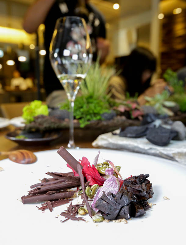 芾飲食實驗室 餐盤裡不只是料理也是森林與大海 一年只營業二個月 Feuille food lab