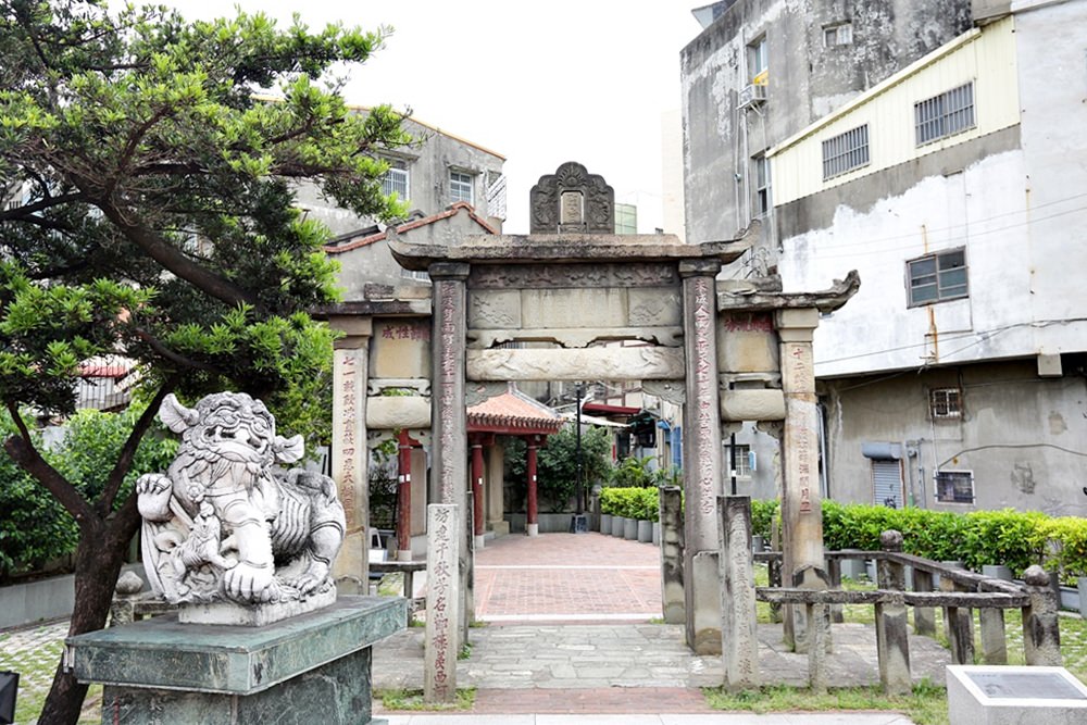 大甲一日遊 鎮瀾宮+第一市場周邊美食景點 一路發順伯粉腸三寶文化館