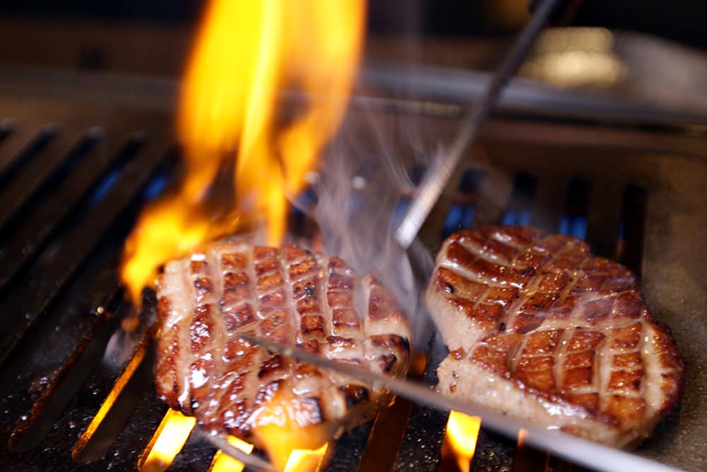 燒肉本氣 頗有居酒屋氛圍 有台中少見的內臟食材