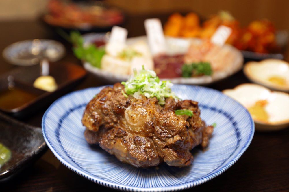 燒肉本氣 頗有居酒屋氛圍 有台中少見的內臟食材