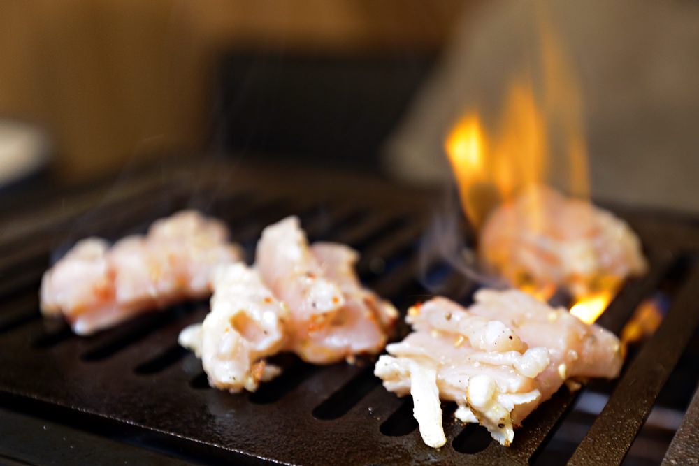 燒肉本氣 頗有居酒屋氛圍 有台中少見的內臟食材