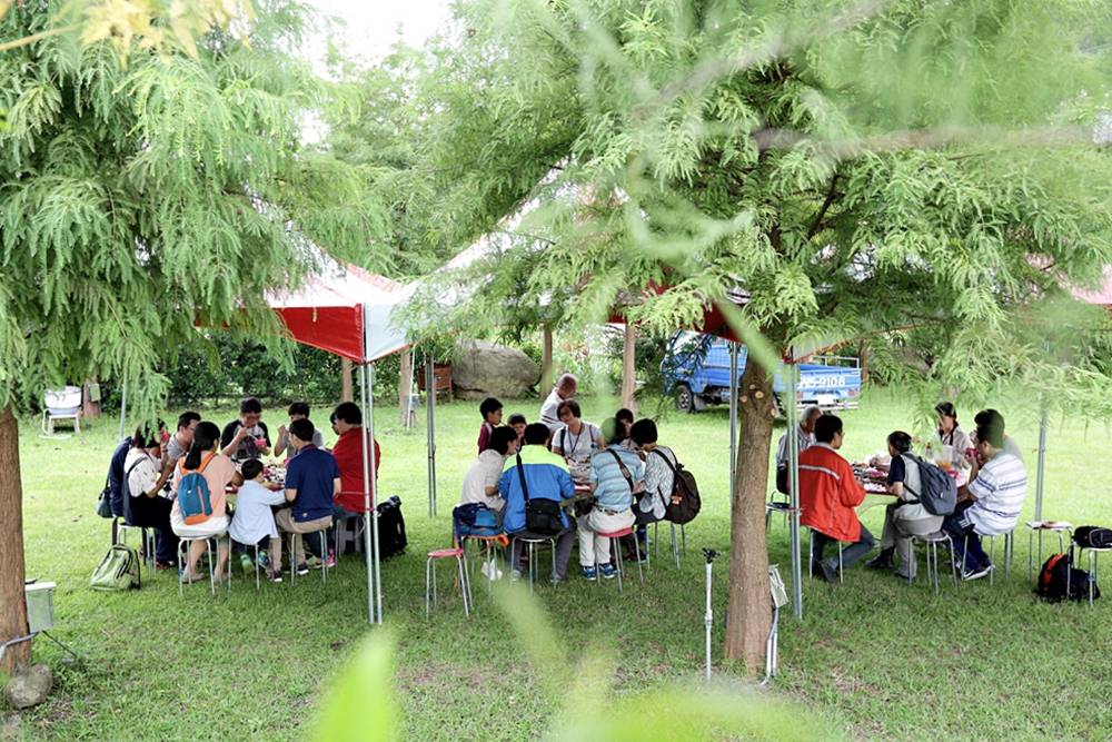 卓蘭秘境小旅行 走訪坪林社區老學堂逸香園 順訪峩崙廟與卓蘭美食