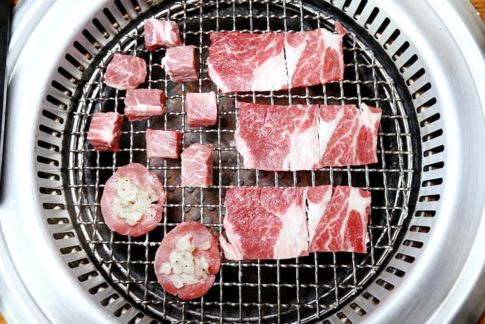 香香燒肉工坊 豐原燒肉吃到飽 極上牛舌霜降牛剝殼白蝦通通吃到飽