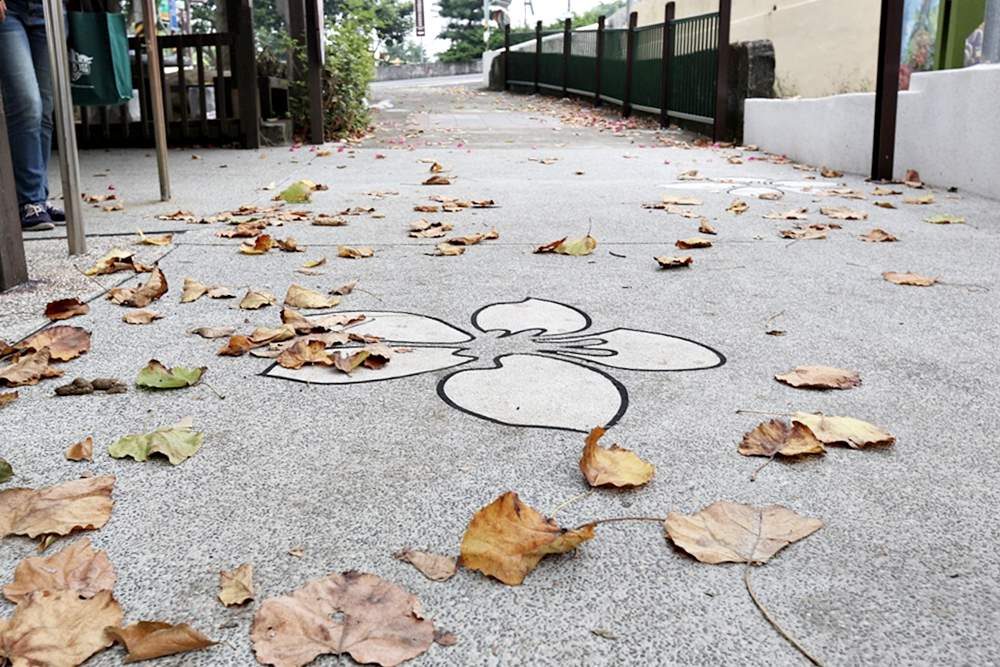 葡萄樹下的餐桌在外埔永豐社區 水流東步道虎腳庄農夫市集 順遊外埔花博