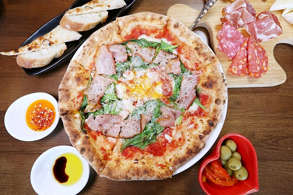 角度義棧 Pizzeria L'Angolo 黎明新村裡義大利媽媽的味道