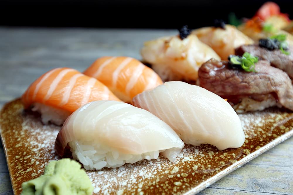 海饕丼飯專賣店 極上海饕丼 北海道干貝、生食級天使紅蝦 一次集滿九種海味