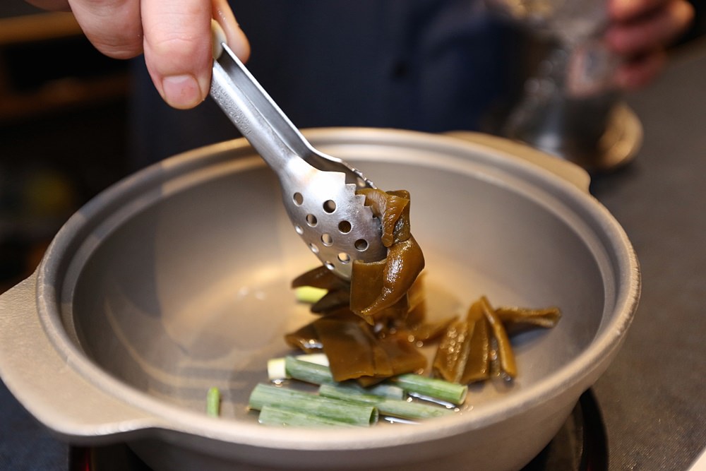 星八鍋鍋物 全台首創先炙燒再煮火鍋 點星八鍋再送雞腿 雙主餐好豐盛