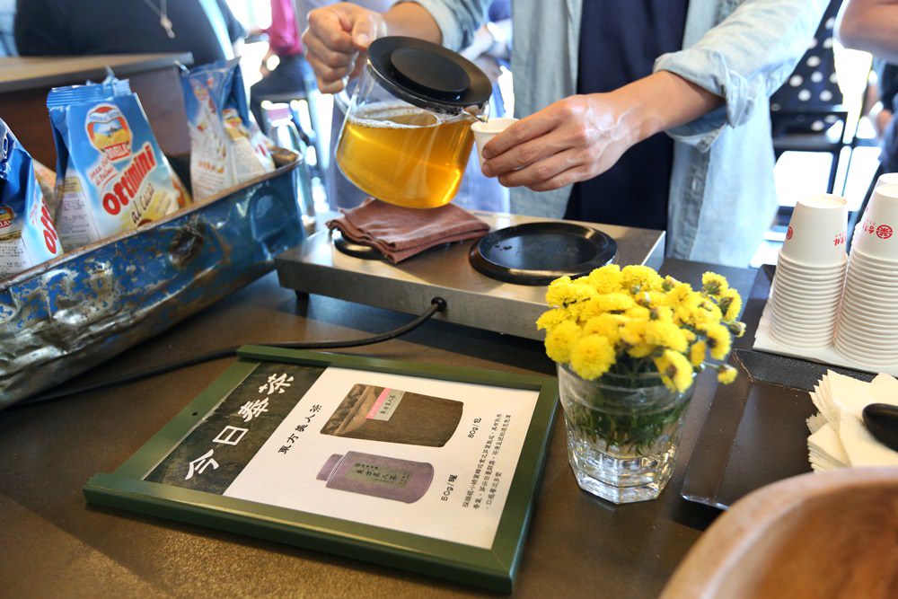 苗栗銅鑼一日遊 11月杭菊節賞秋雪 九湖莊吃杭菊餐 順遊銅鑼茶廠