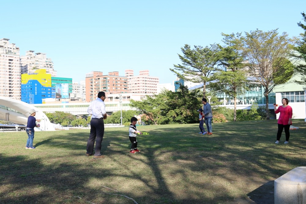 文心森林公園 週邊景點美食 南屯老街萬和宮與文昌公廟