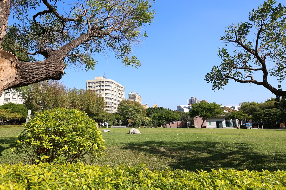 台中北區造鎮宅 皇普莊園 坐擁雙公園 興進路綠園道就在隔壁