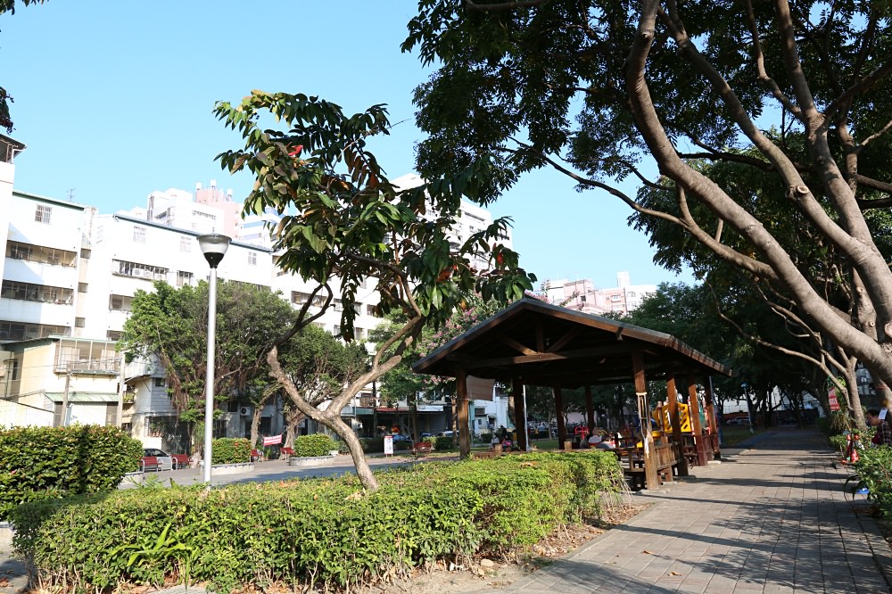 台中北區造鎮宅 皇普莊園 坐擁雙公園 興進路綠園道就在隔壁