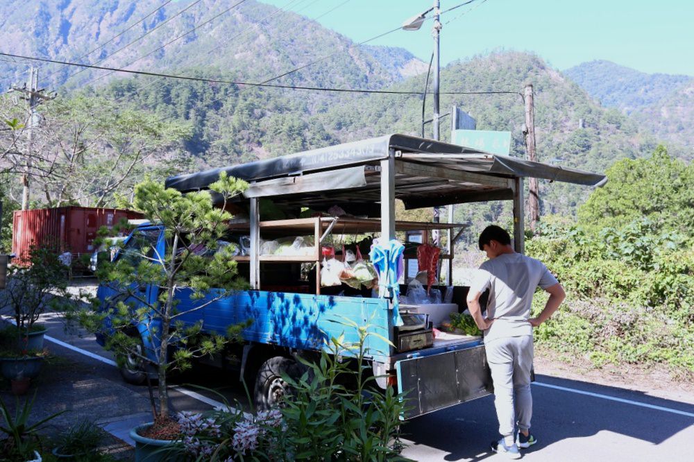 谷關景點 松鶴部落 拍百年檜木板屋、八仙山森林鐵路久良栖站 泰雅族手作產品好好買