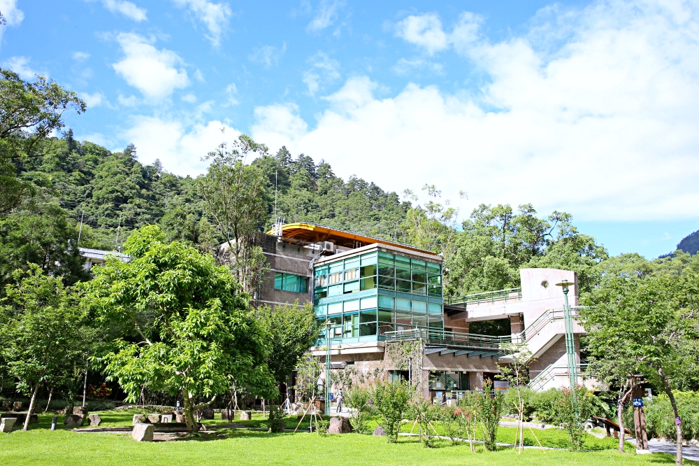 漫遊台中山城 新社東勢石岡谷關 美食景點深入玩