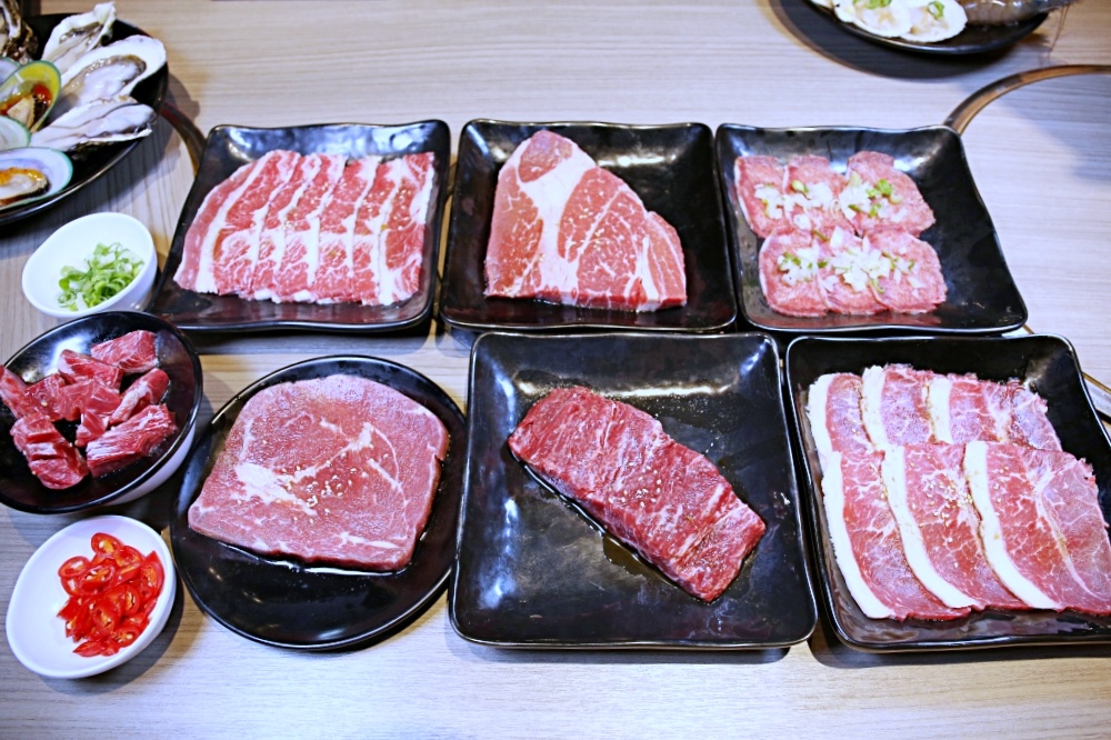 台中燒肉吃到飽 羊角燒肉 厚切紐約克+生啤暢飲 80種食材好澎湃