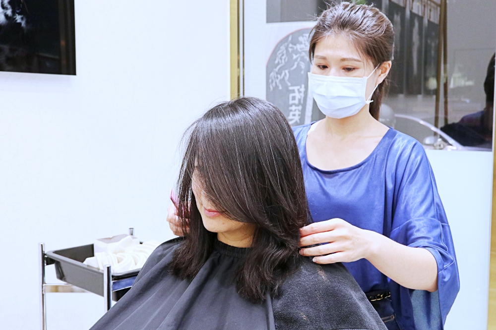 HAPPY HAIR 漢口店 台中北區美髮剪燙染推薦資深設計師悅猜 2020沙龍首選