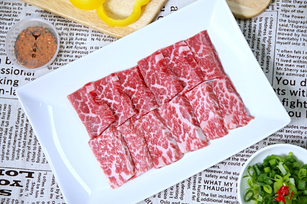 一頭牛燒肉禮盒 在家也能大口吃燒肉 精選肉品雞湯醬料甜點全都有 怎麼料理都好吃