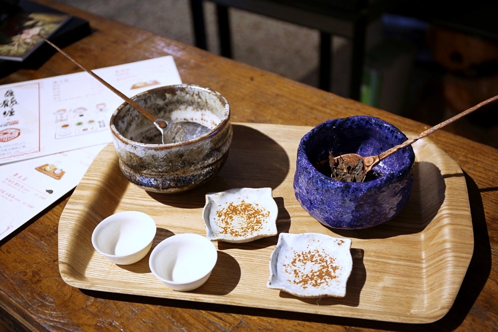 龜鶴塘 大甲鎮瀾宮旁最有人文氣息的茶食店 宋代點茶+四秀茶食+塘口飯