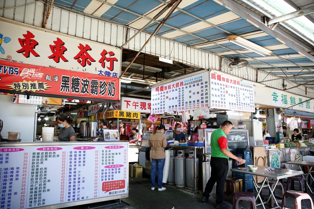 大隆路黃昏市場 大衛廚房熟食新攤進駐 清燉羊肉爐 酸菜白肉鍋 葷素菜色天天變化