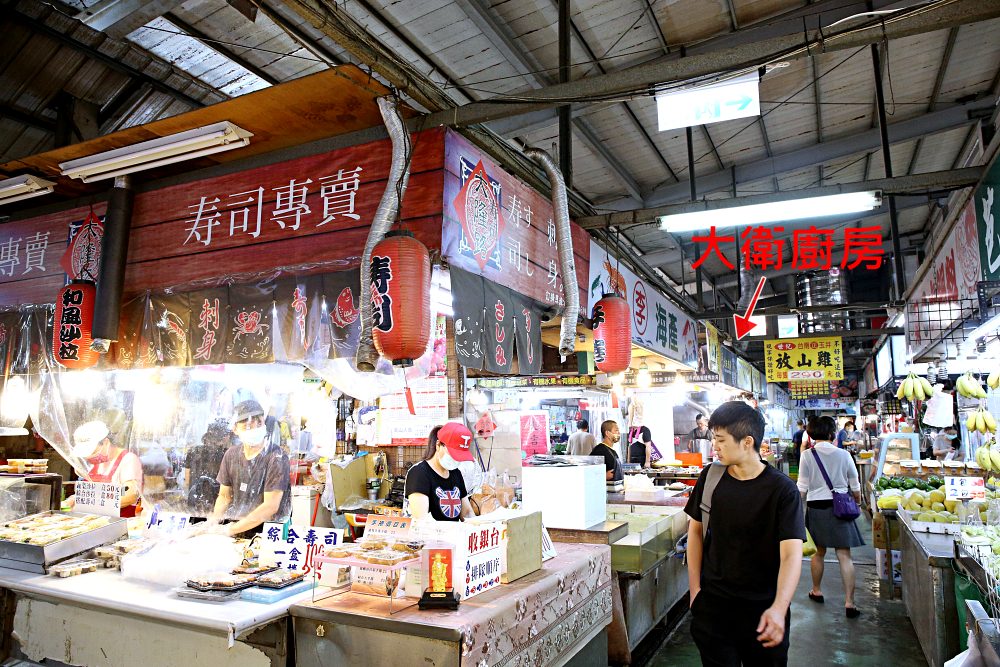 大隆路黃昏市場 大衛廚房熟食新攤進駐 清燉羊肉爐 酸菜白肉鍋 葷素菜色天天變化