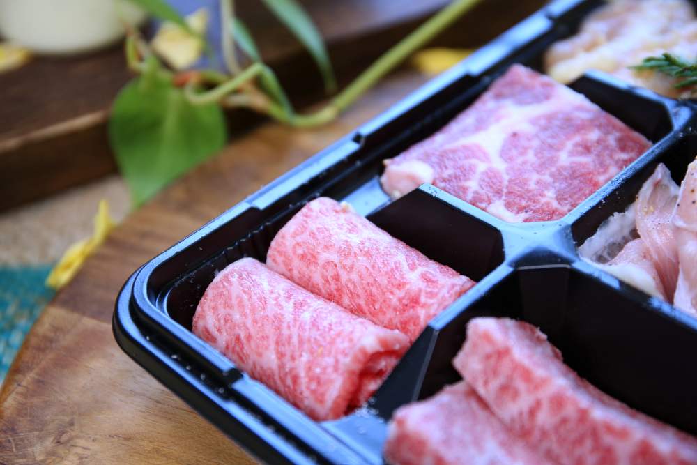 山鯨燒肉 超美九宮格燒肉 陽台烤肉趴吃起來！