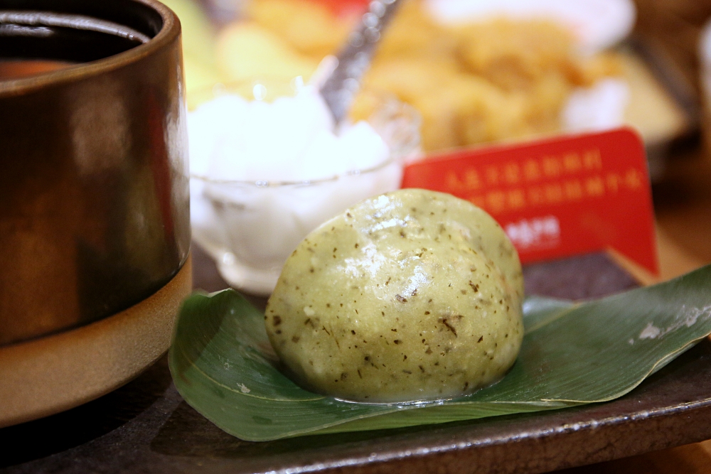 有春茶館 經典懷舊台味點心大集合 發糕年糕草仔粿豬血糕 滿滿古早味 台中美食推薦