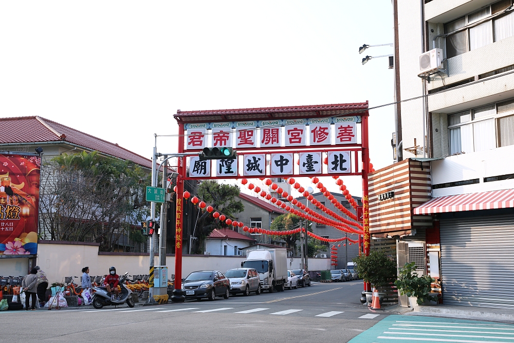 謝氏早點豆花專賣店 60年古早味老店，蛋餅油條蘿蔔糕必點