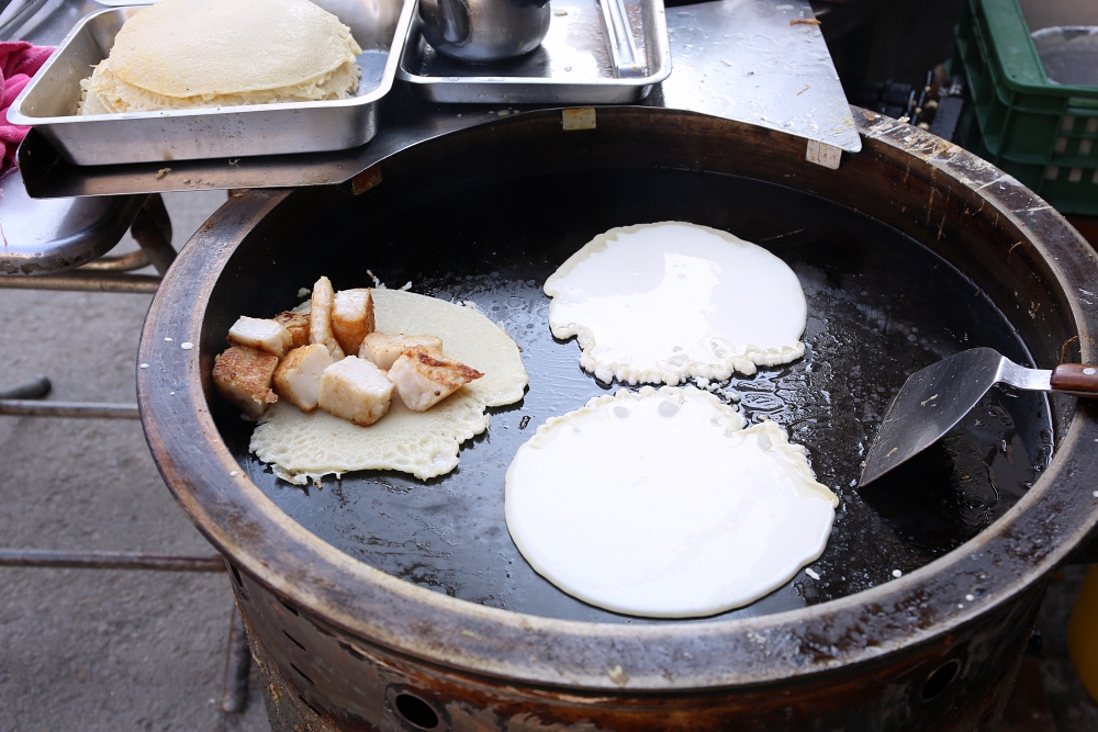 謝氏早點豆花專賣店 60年古早味老店，蛋餅油條蘿蔔糕必點