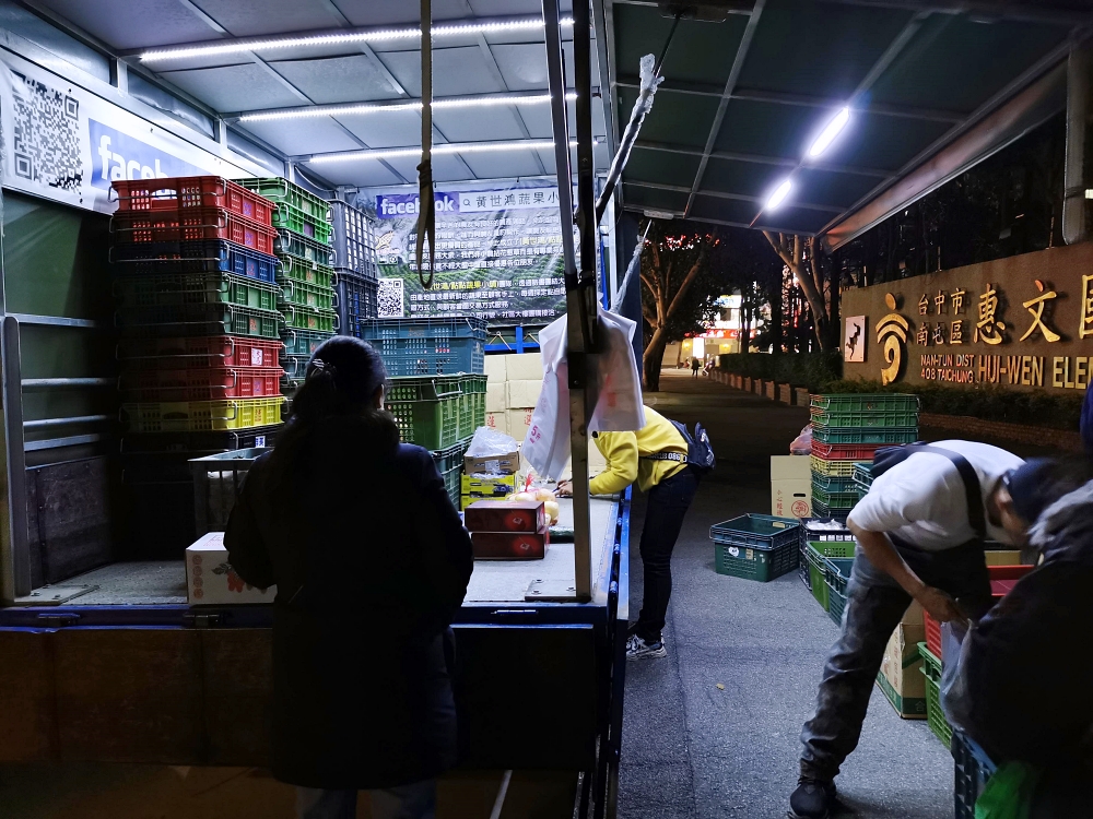 追著菜車買菜去！產地直送路邊交貨 不用上市場也能買到新鮮蔬果