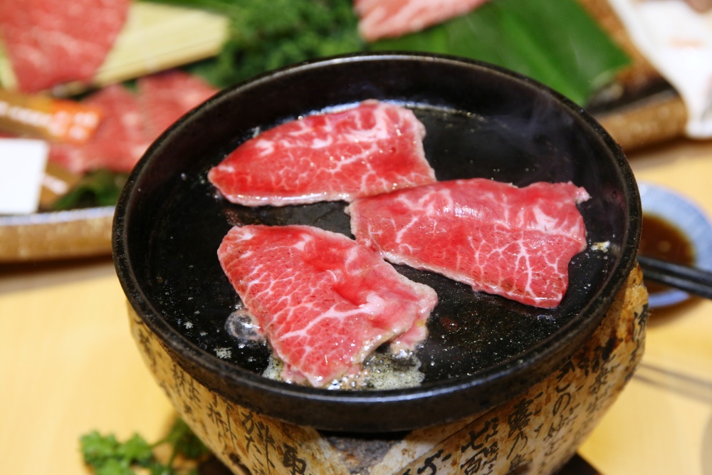 富田和牛燒肉推出母親節套餐 日本A5和牛、巧克力和牛、美國牛小排，再送母親節蛋糕 美味又超值