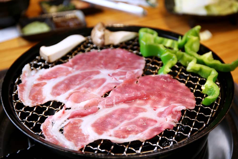 (已歇業)秋今醉 逢甲夜市燒肉店 一次就能吃到二種日本A5和牛好奢華