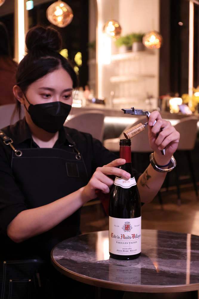 CRU酒窖 / CRU cave a vin 隱身七期豪宅的質感風格酒吧 台中法國紅白酒、香檳wine bar