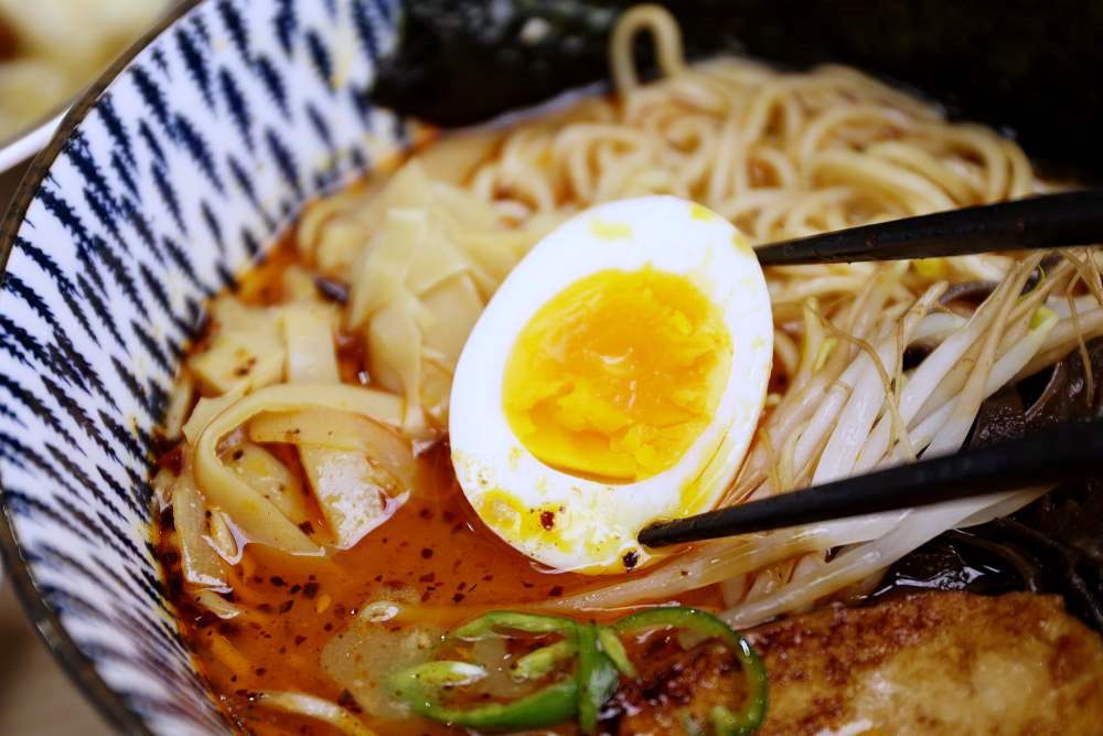 斐得蔬食-川味好下飯 川味把蔬食變得更開胃！麻辣乾鍋、酸菜魚好過癮！