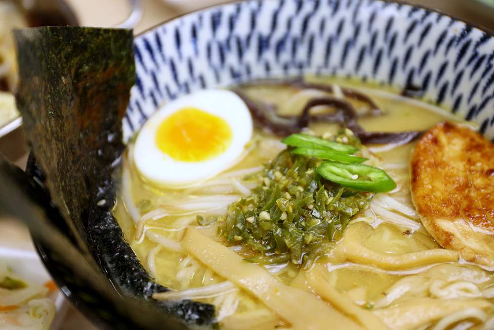 斐得蔬食-川味好下飯 川味把蔬食變得更開胃！麻辣乾鍋、酸菜魚好過癮！