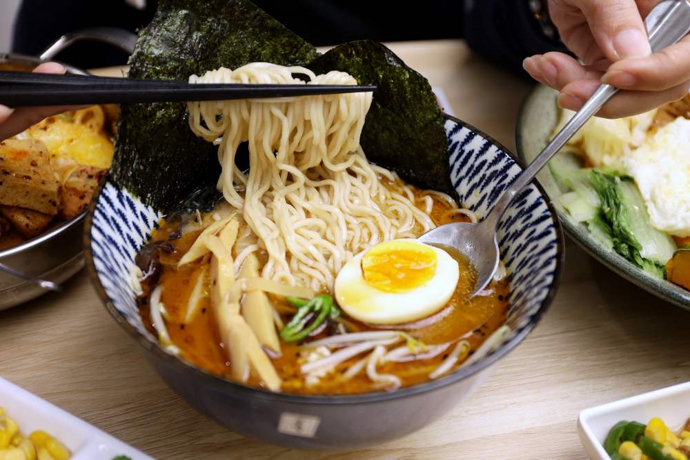 斐得蔬食-川味好下飯 川味把蔬食變得更開胃！麻辣乾鍋、酸菜魚好過癮！