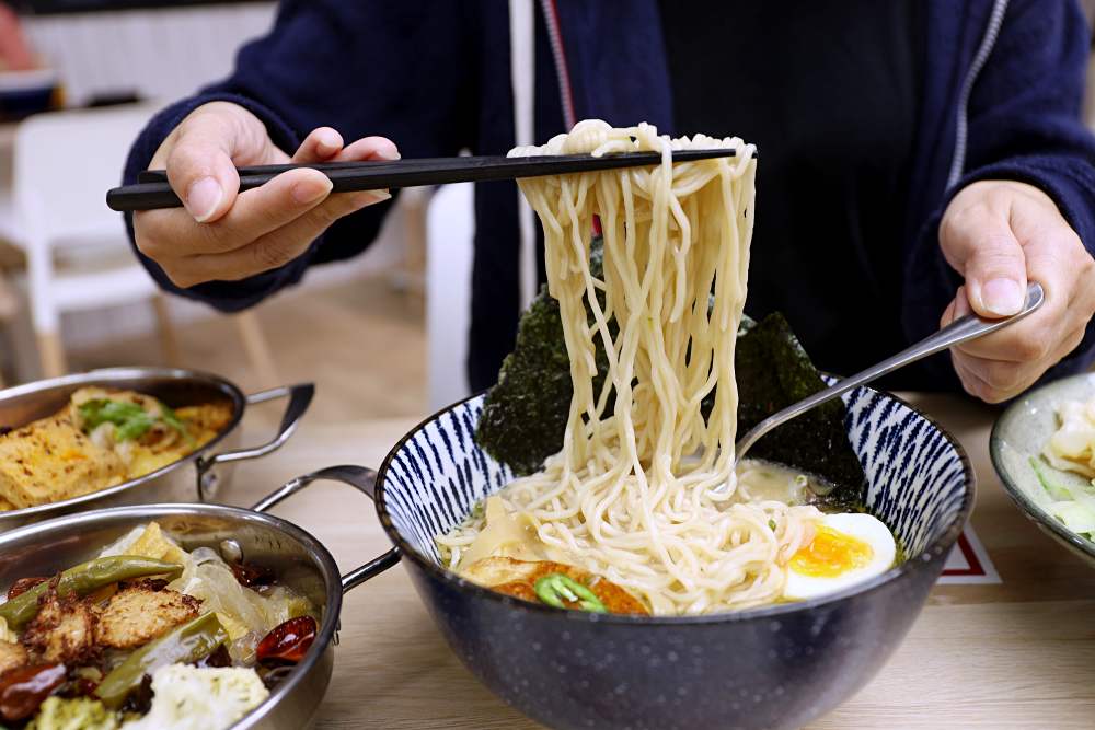 斐得蔬食-川味好下飯 川味把蔬食變得更開胃！麻辣乾鍋、酸菜魚好過癮！