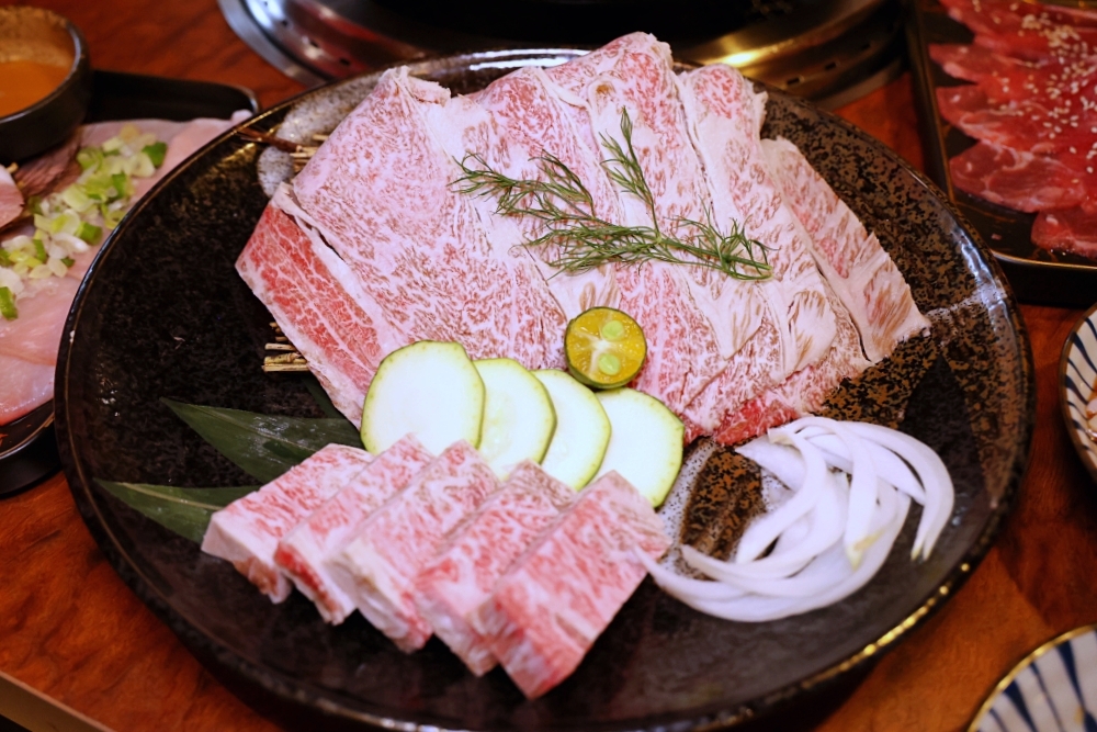 本藏燒肉 台中海線也有燒肉吃到飽！日系居酒屋風燒烤店就在大甲鎮瀾宮旁