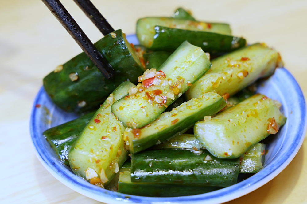 幸花雞白湯拉麵 | 屋台風深夜食堂！醇厚雞白湯和青醬中卷、松露干貝拉麵超搭，平價拉麵推薦！