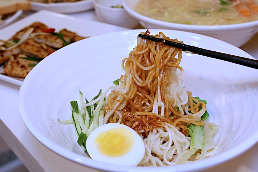 客來樂夜食 | 台中宵夜專門店，粥麵湯包、蛋餅吐司、炸物飲品，宵夜好豐富！