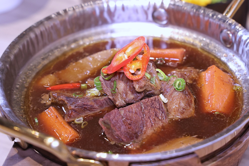 京都牛肉飯 Gubaben | 首間日本味牛肉飯專賣店，復刻上咖啡牛肉飯好滋味，白飯無限續碗！