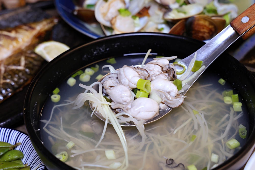 禾倉酒場 | 有熱炒、烤物和壽司的平價居酒屋，餐點大份量，營業到凌晨一點，大里聚餐餐廳好選擇！