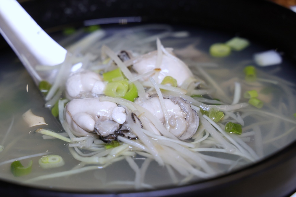 禾倉酒場 | 有熱炒、烤物和壽司的平價居酒屋，餐點大份量，營業到凌晨一點，大里聚餐餐廳好選擇！